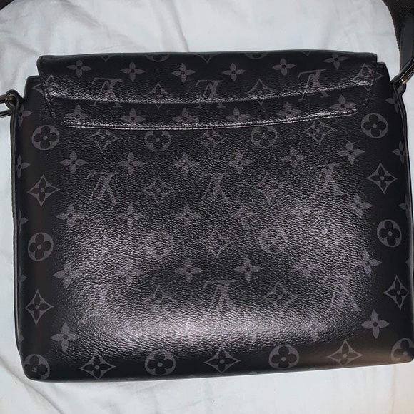 Louis Vuitton Bag - Picture 2 of 5